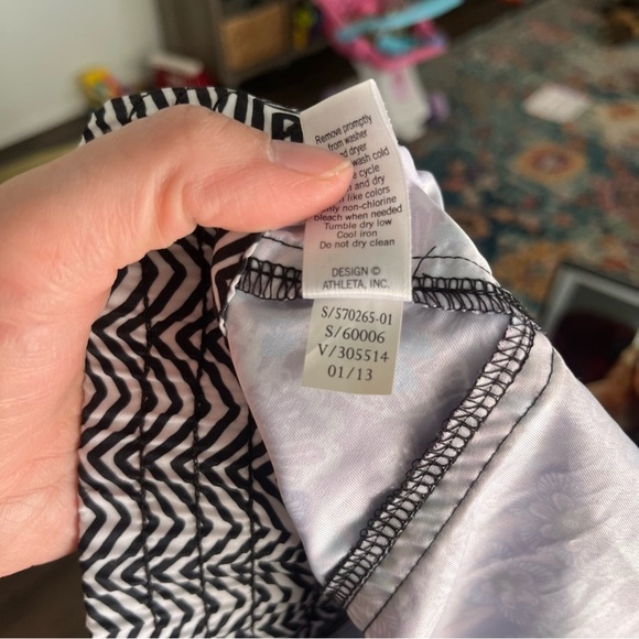 Athleta Board Shorts Women's 16 Lanai Mixed Floral Beachy Coconut Girl Surfer - Picture 5 of 6